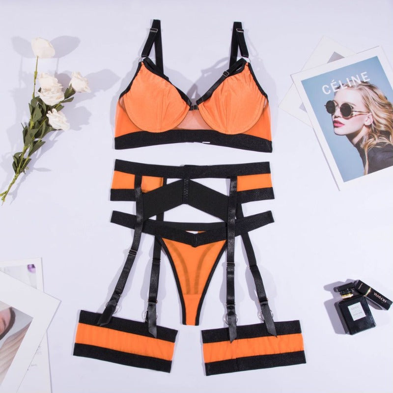 String sexy orange et noir pour femme, avec jarretières.